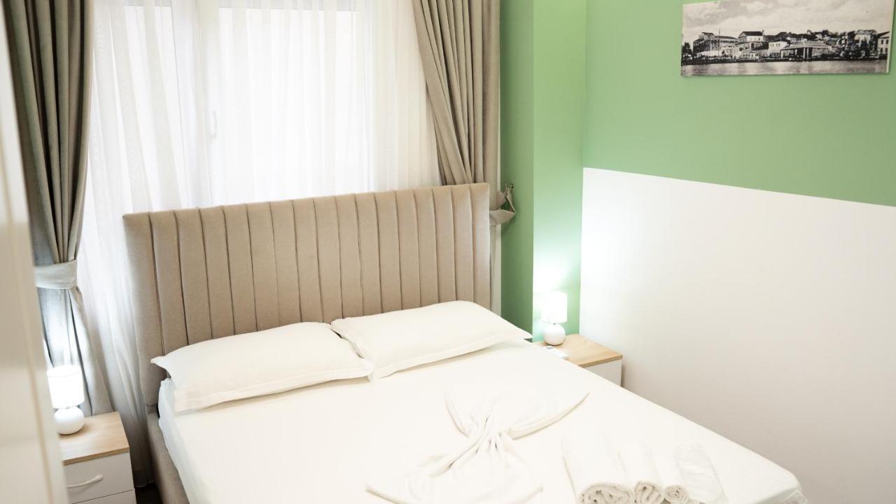 Hotel Luris Golem  Bagian luar foto