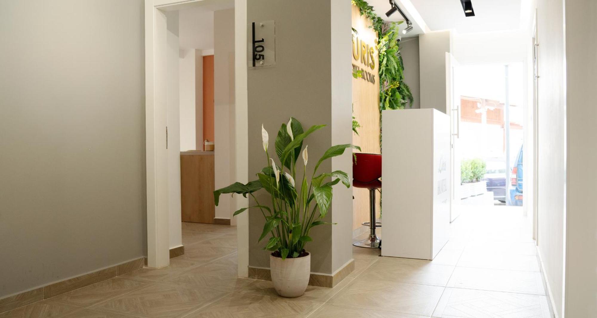 Hotel Luris Golem  Bagian luar foto